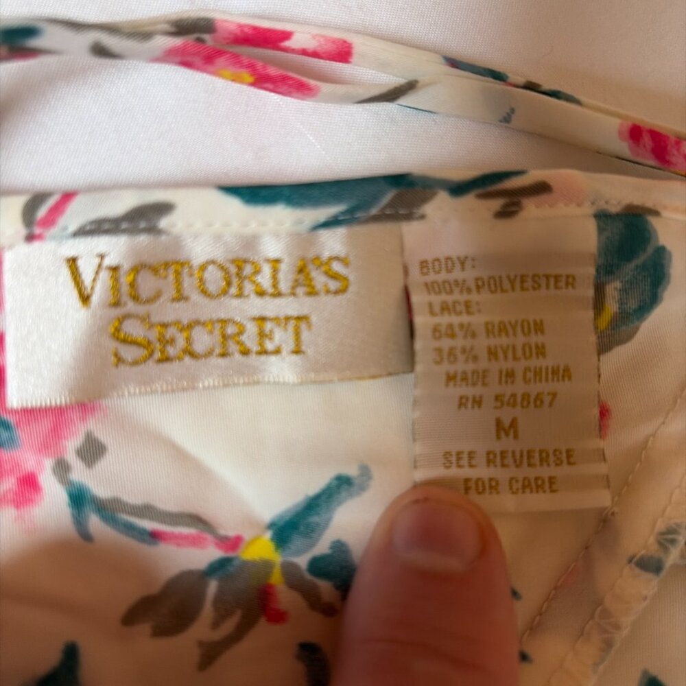 Victoria's Secret Gold Label V-Neck Lace Front Sleepwear Women's M White - Picture 6 of 6